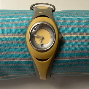 Vintage Rare Nike Triax Y2K Yellow and Gray Sport Watch. Excellent condition.